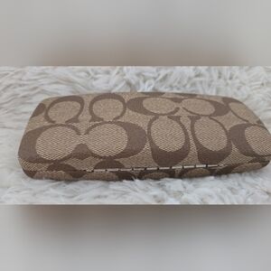 Coach Signature 'C' Clam Shell Eyeglass Case in Khaki Brown